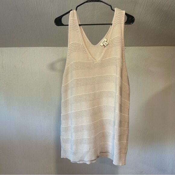 a.n.a. V-Neck Sleeveless Pull Over Sweater Natural Color - Picture 4 of 7